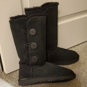 *New* Black Bailey Button  Triplet II Ugg Boots